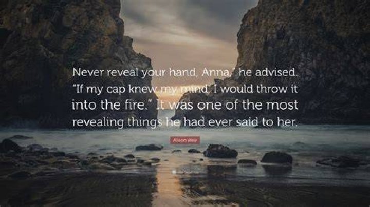 Are you allowed to reveal your hand MTG?
