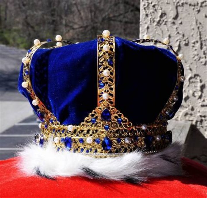 Can you buy crowns with gold on wizard101?