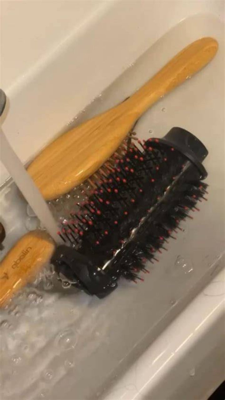 How do salons clean hair brushes?