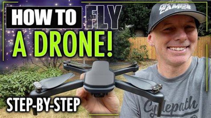 How do you fly a drone in circles?