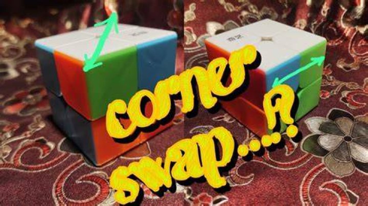 How do you swap 2 adjacent corners on a 2×2?