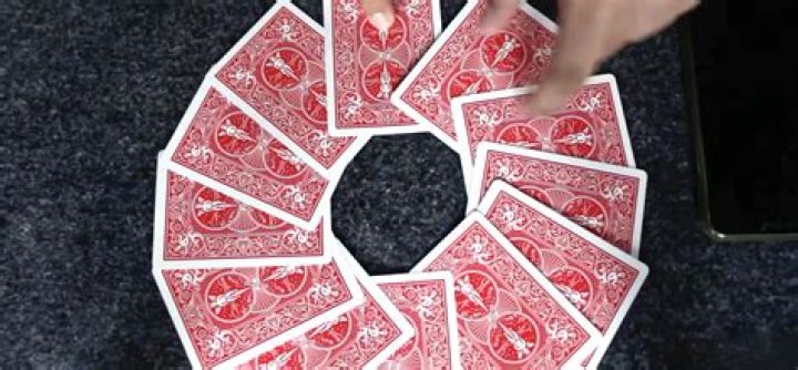 How does the pick a card magic trick work?