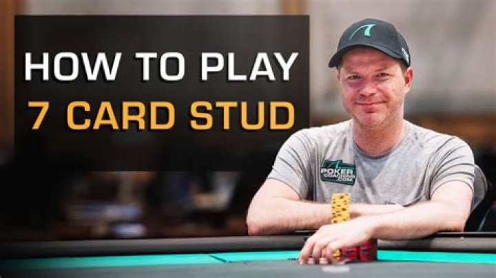 How is 7 card stud dealt?
