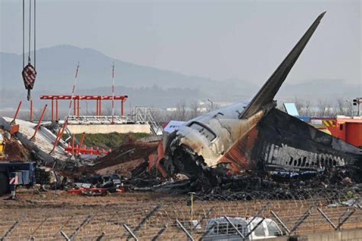 How is it possible that every single person in an airplane crash died but two survived?