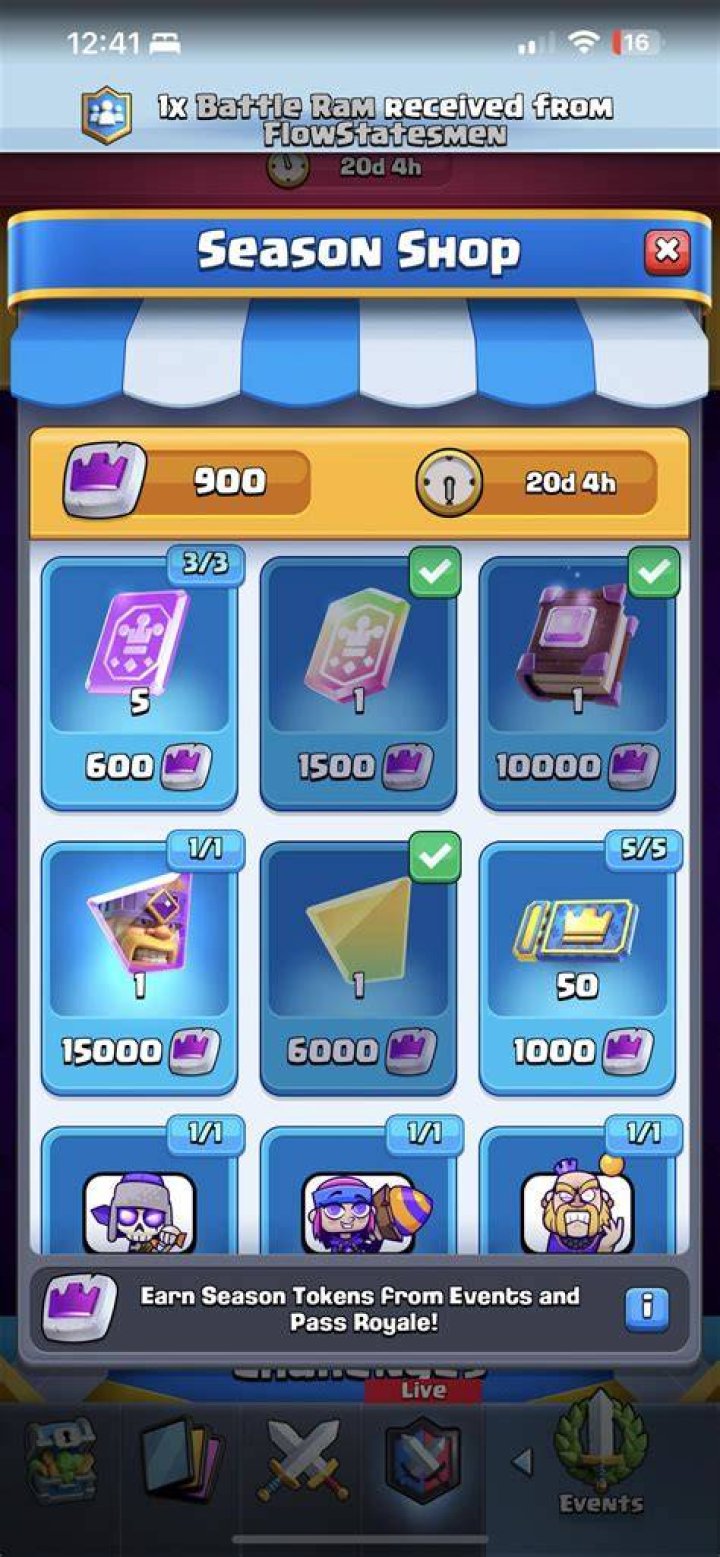 How many active players are in Wizard101?