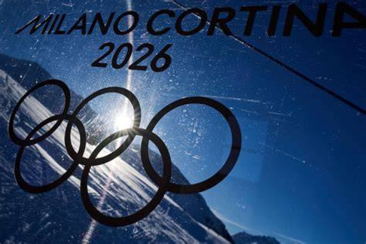 How many events are in the current Winter Olympics?