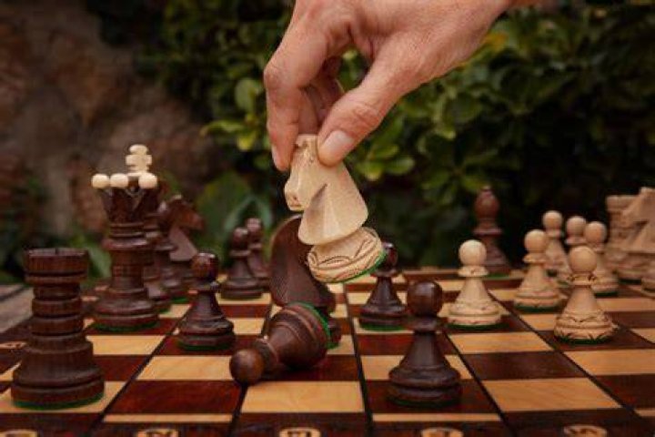 How many games do I have to play to get a FIDE rating?