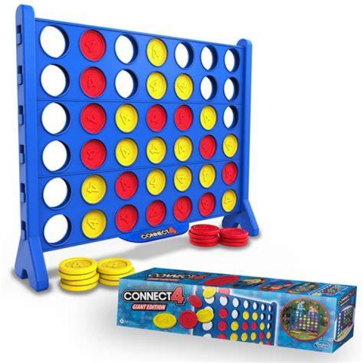 How many lines does connect 4 have?