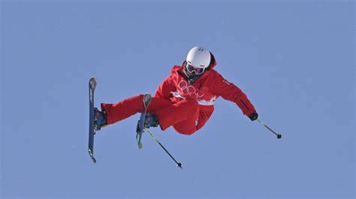 How many people go to Winter Olympics in China?