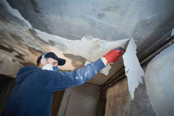 【How-to】How to Clean Soot Stains from Walls