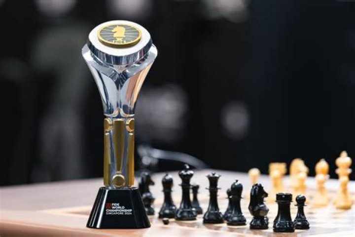 What happens if you draw in a chess tournament?