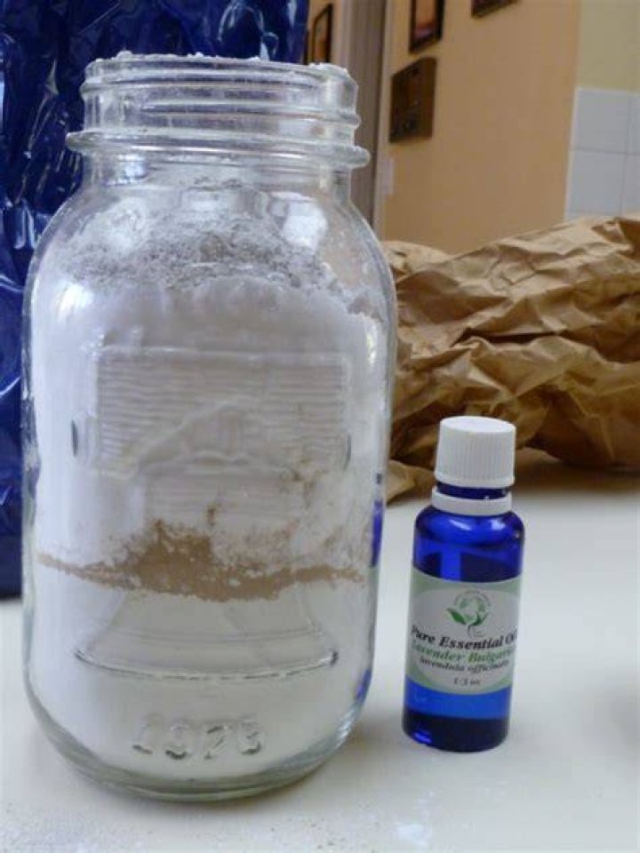 What is a good substitute for talcum powder?
