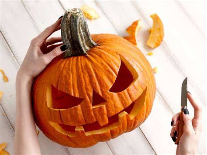 What is pumpkin carving meaning?