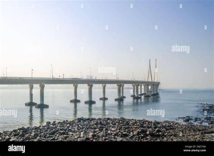 Which city has most bridge in India?