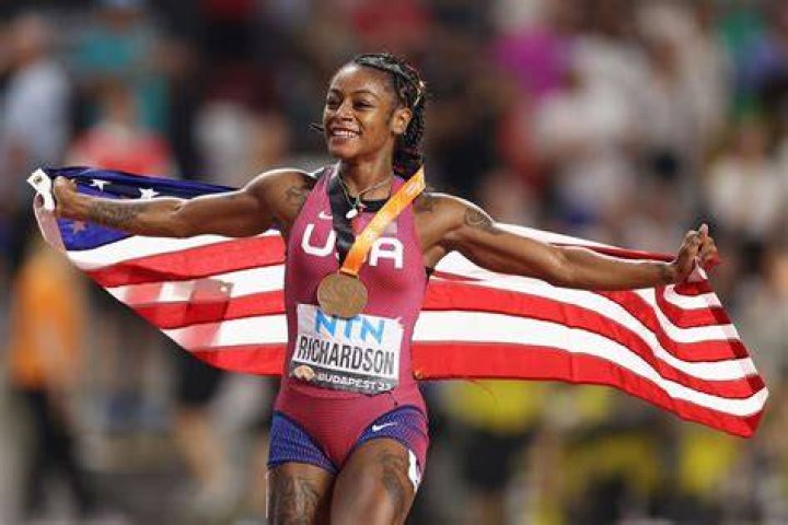 Who are the two athletes that this lesson talk about?